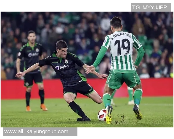 西甲周六重磅对决埃尔南德斯执法贝蒂斯迎战巴萨